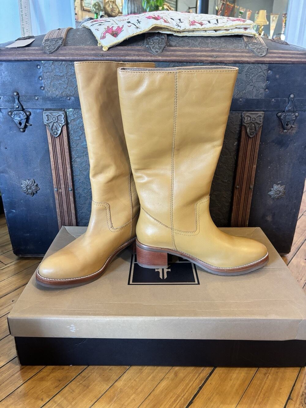 FRYE CAMRYN Tall Pull On Leather Boot Women's Sz 8.5M Banana